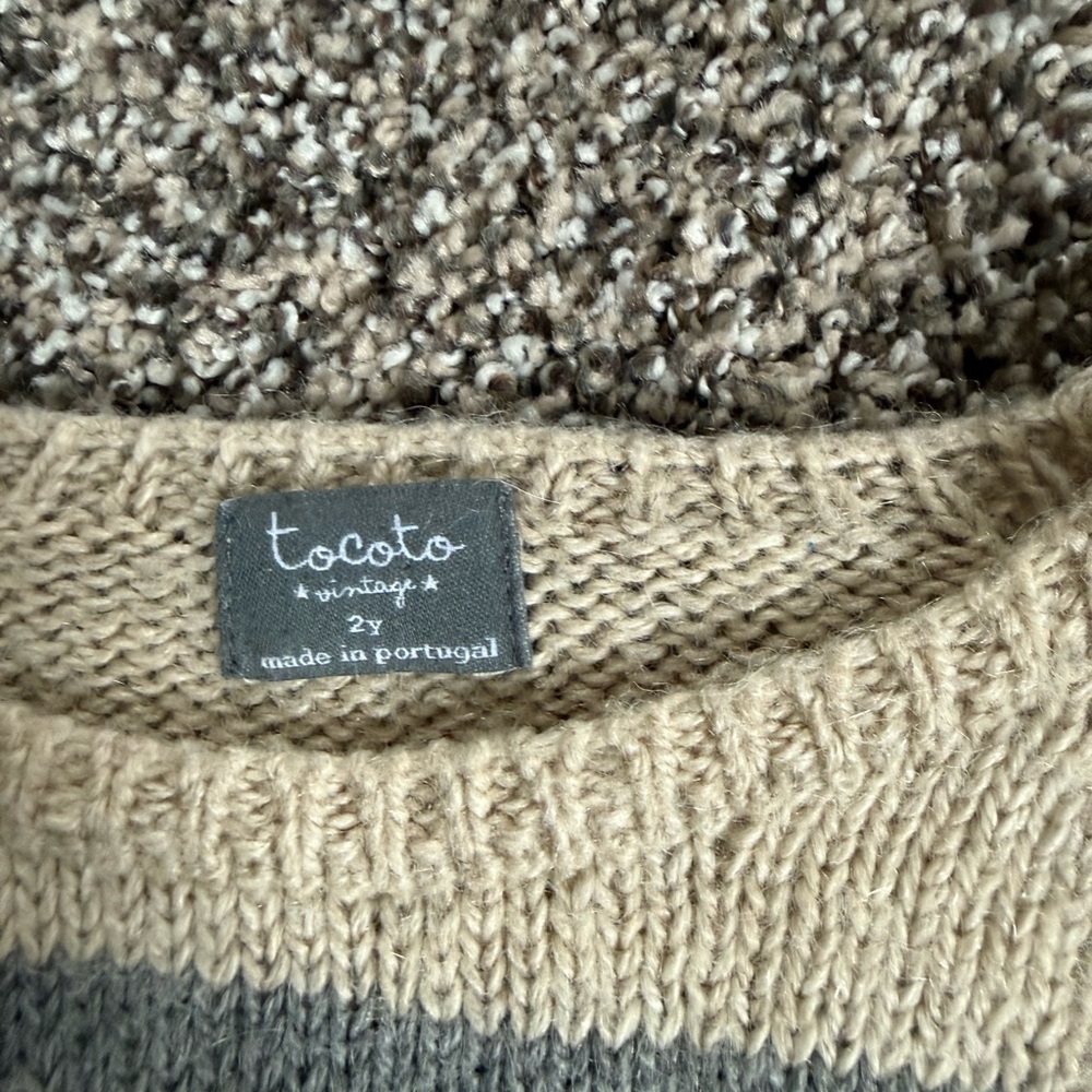 Tocoto vintage Cozy Striped Sweater in Beige and Gray/Blue Size 2Y - Picture 2 of 3